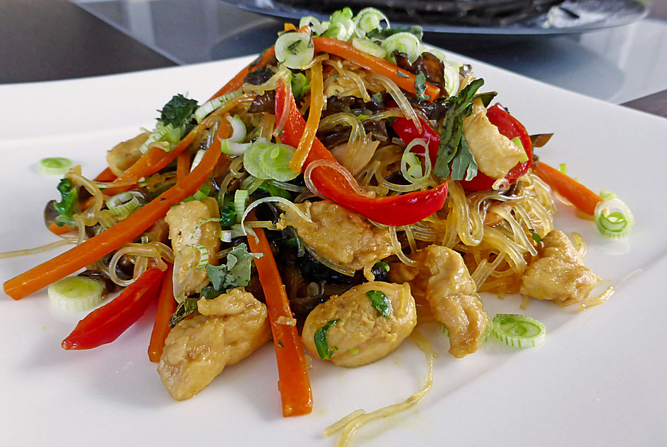 Мясной салат